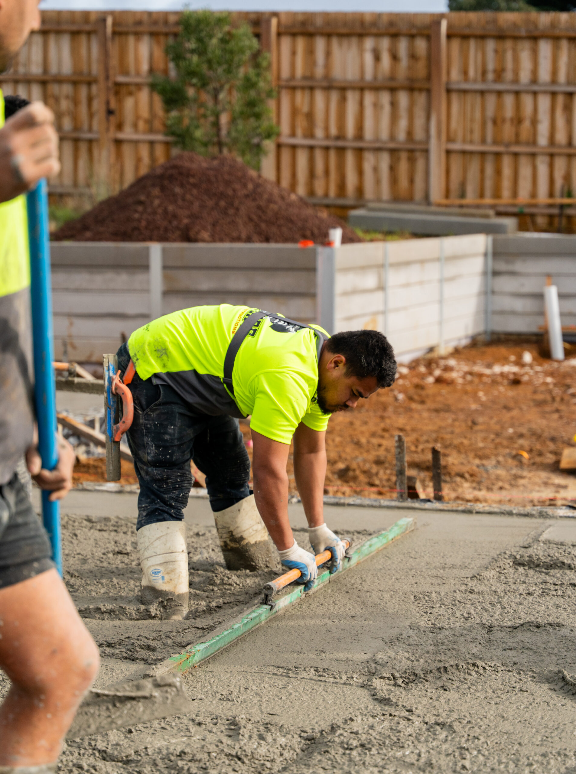 concrete services mount eliza